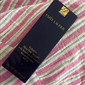 Estee Lauder Futurist Skin Tint Serum